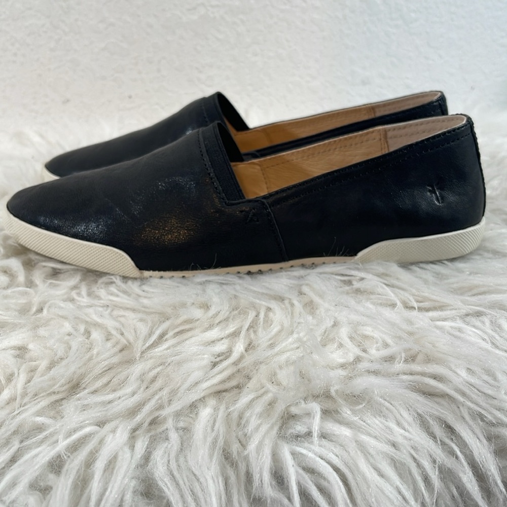 FRYE Women's Melanie Slip On Leather Sneakers Black Size 8 NEW - Picture 4 of 12